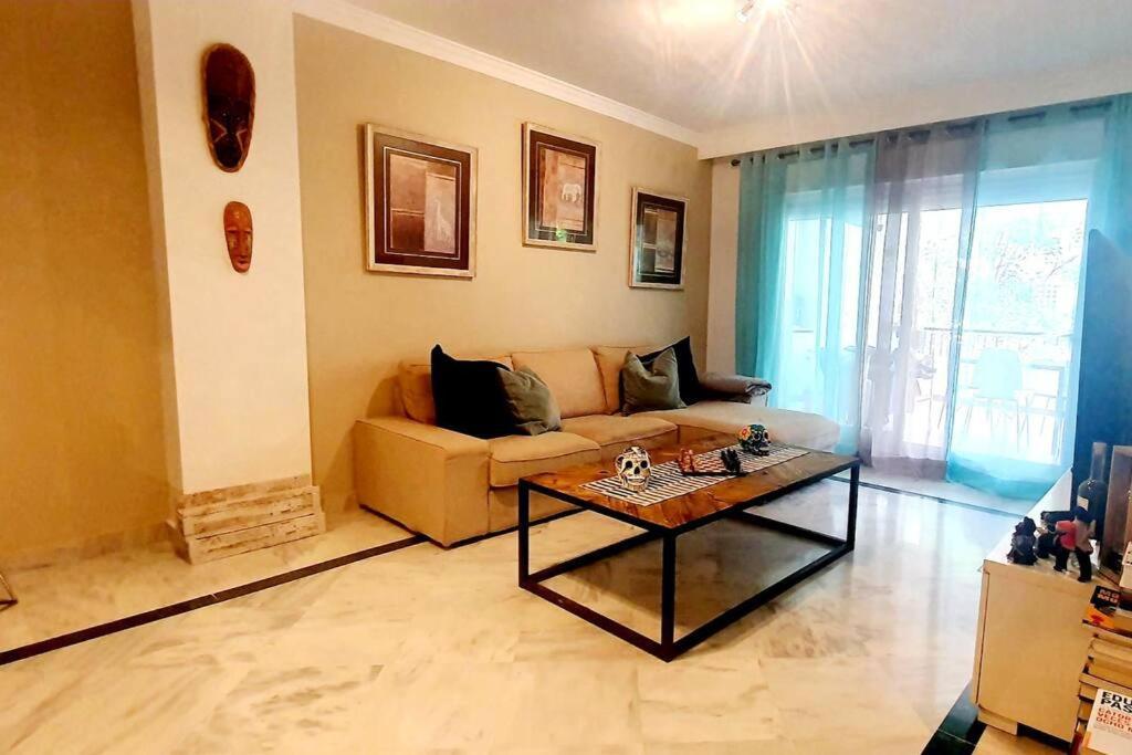 Apartamento Deluxe Puerto Banus Leilighet Marbella Eksteriør bilde